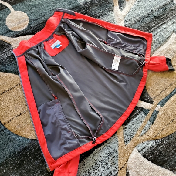 COLUMBIA Omni-Shield Jacket - Size M (EUC) - Picture 6 of 10